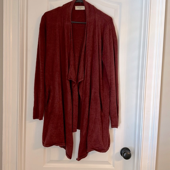 Zenana Outfitters Sweaters - Zenana Burgundy Open Front Drape Cardigan Sweater with Pockets - Medium